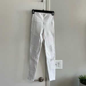 Alo Yoga Moto Leggings